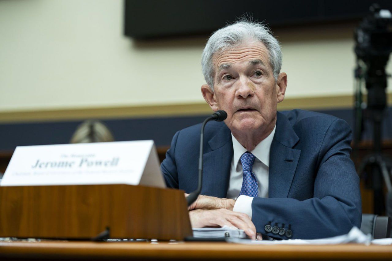 Chủ tịch FED Jerome Powell sẽ giữ nguyên lãi suất nếu lạm phát còn dai dẳng